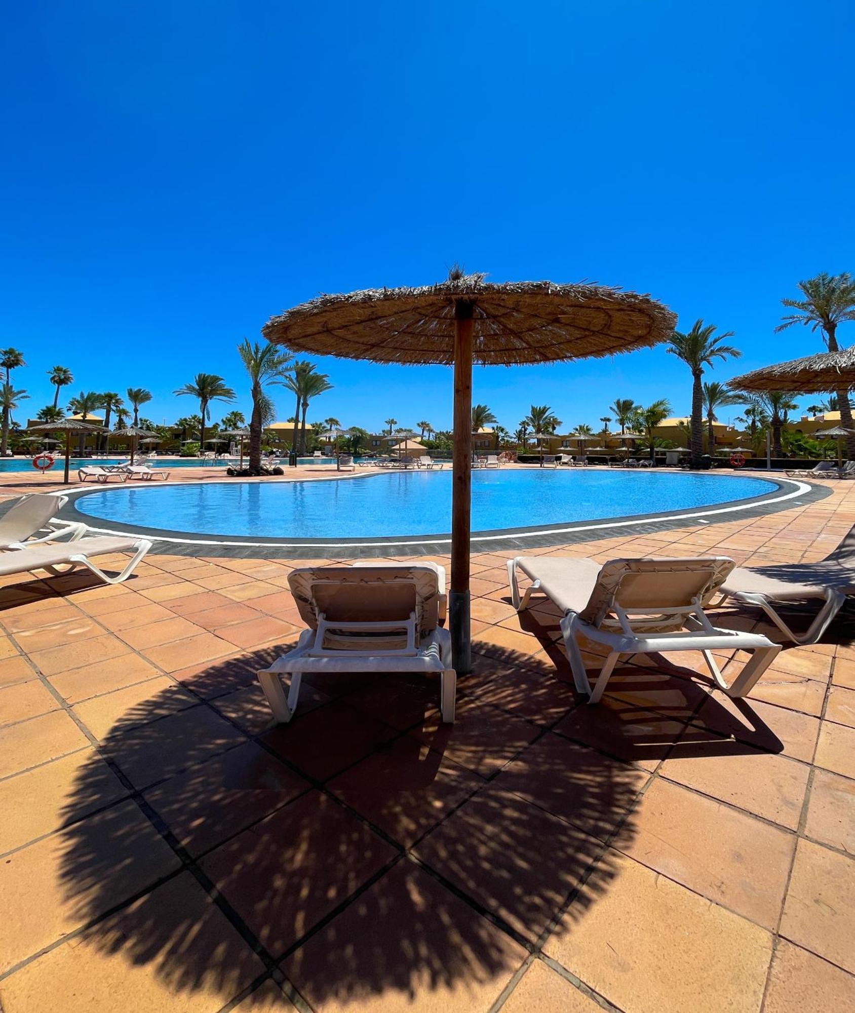 B-Rent Casa Angela Pool View Appartement Corralejo Buitenkant foto