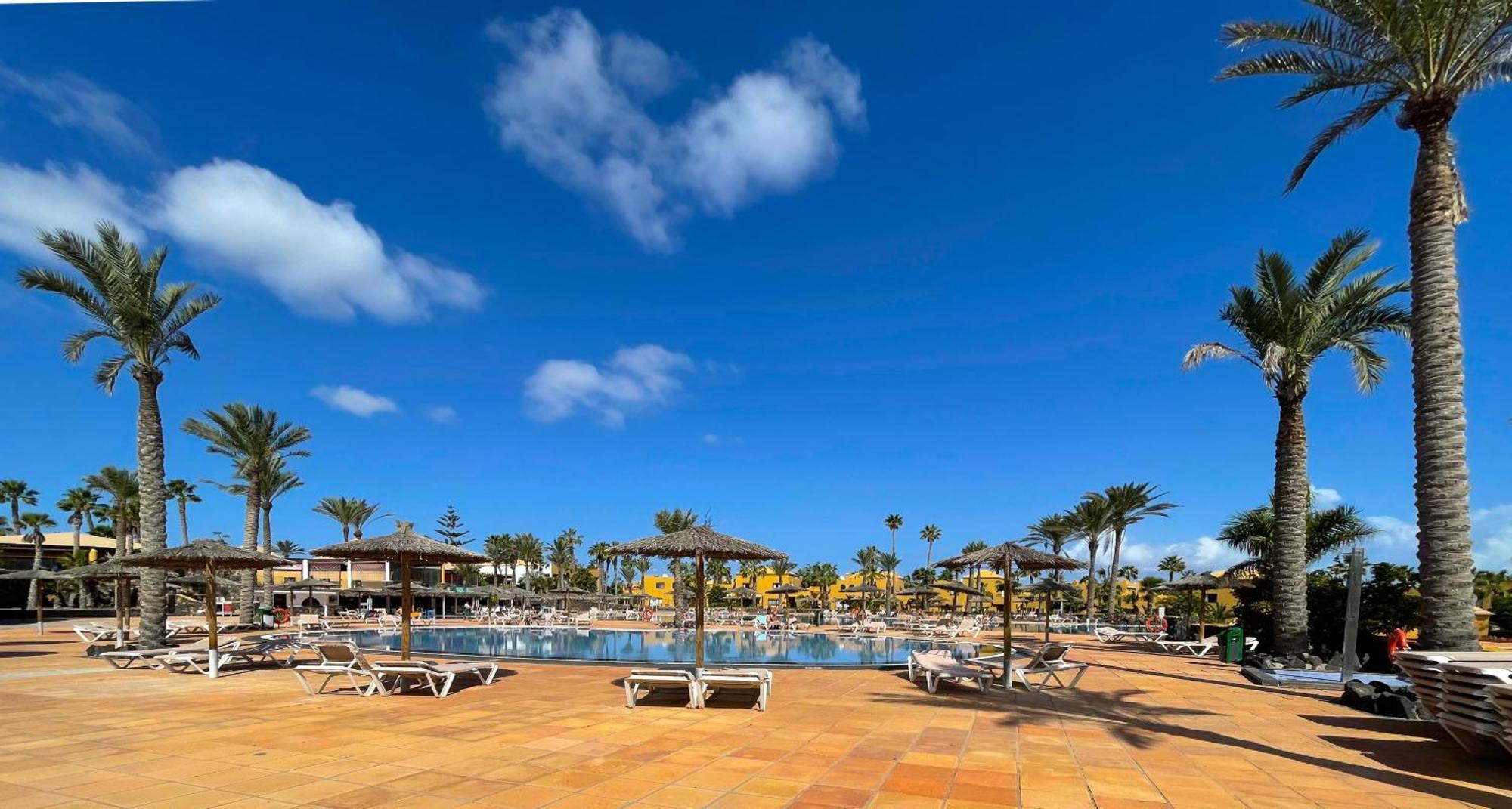 B-Rent Casa Angela Pool View Appartement Corralejo Buitenkant foto